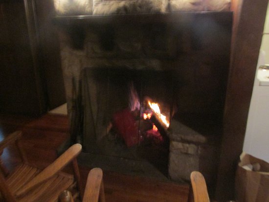 2 Way Fireplace Awesome the Fireplace is In the Center Of the Cabin Wood Kindling