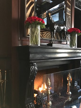 bar fireplace dining