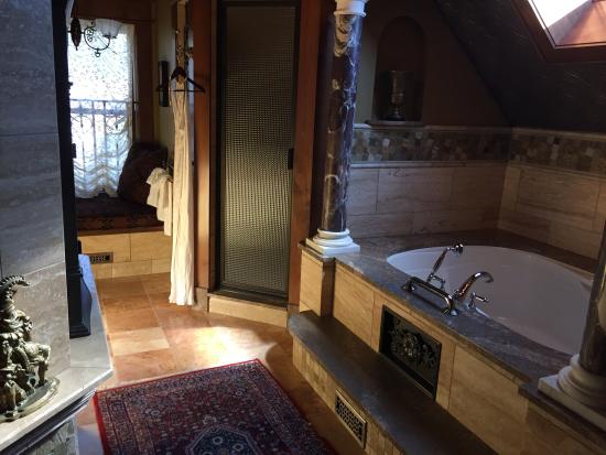 Oscar Wilde suite bathroom with steam shower huge tub oscar wilde suite bathroom