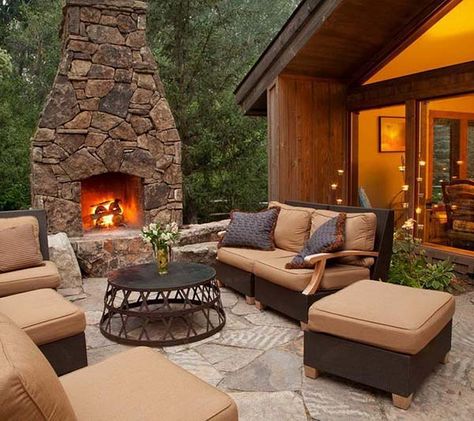 8d4f06f37f e2d170e6c51c463ab outside fireplace fireplace ideas