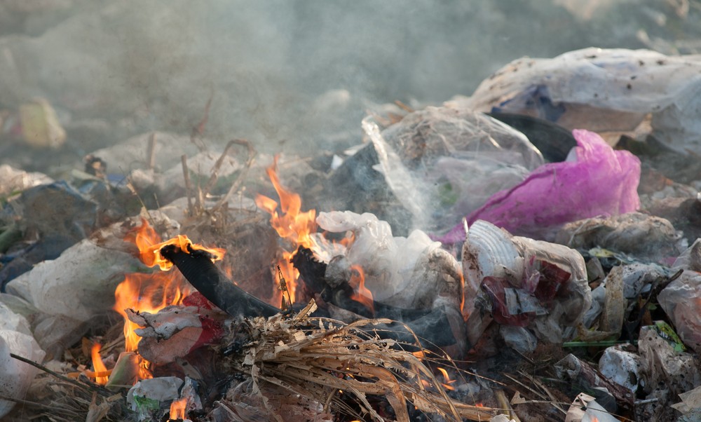 Burning plastic waste harmful to health Health The 2018 03 28 large