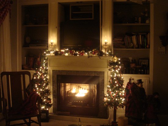 Christmas Fireplace Music Lovely Watch Tv Listen to Music or Just Watch and Enjoy the Fire