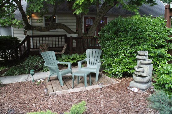 Clay Outdoor Fireplace Best Of Garden Seating with Water Element Picture Of Clay Corner