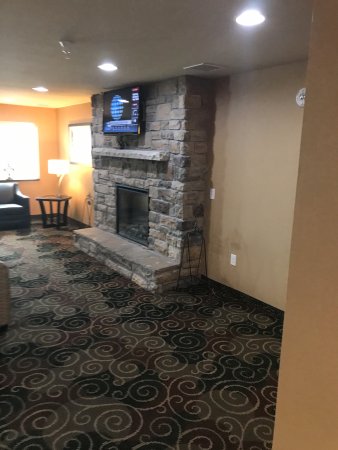 Cleaning Fireplace Best Of Fireplace In Lobby Picture Of Cobblestone Inn & Suites