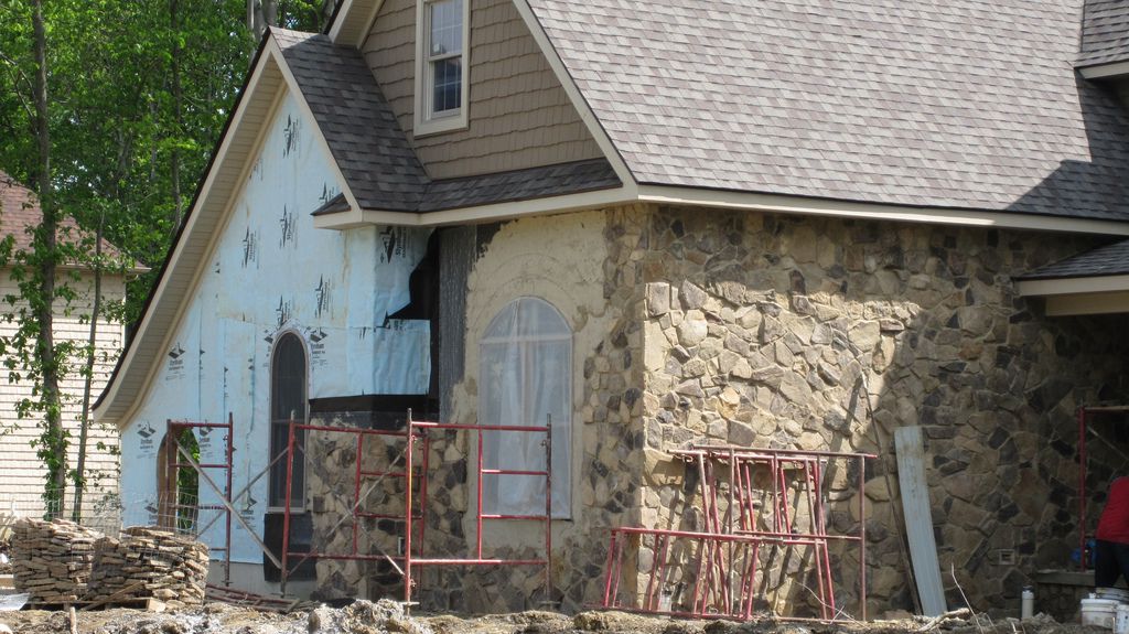 Installing Stone Veneer An Overview stone veneer installation armchair builder 56a1bba75f9b58b7d0c2199f