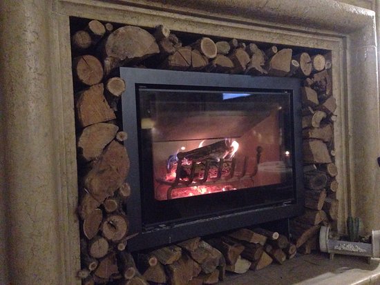 E Fireplace Lovely Ambiente Super Accogliente Caldo Personale Gentilissimo