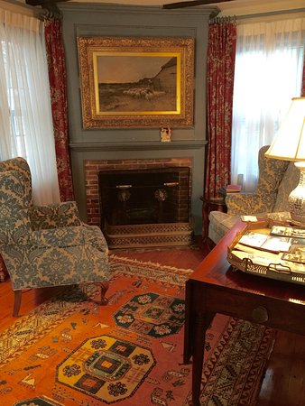 Benjamin Mason House Picture of Francis Malbone House Inn benjamin mason house