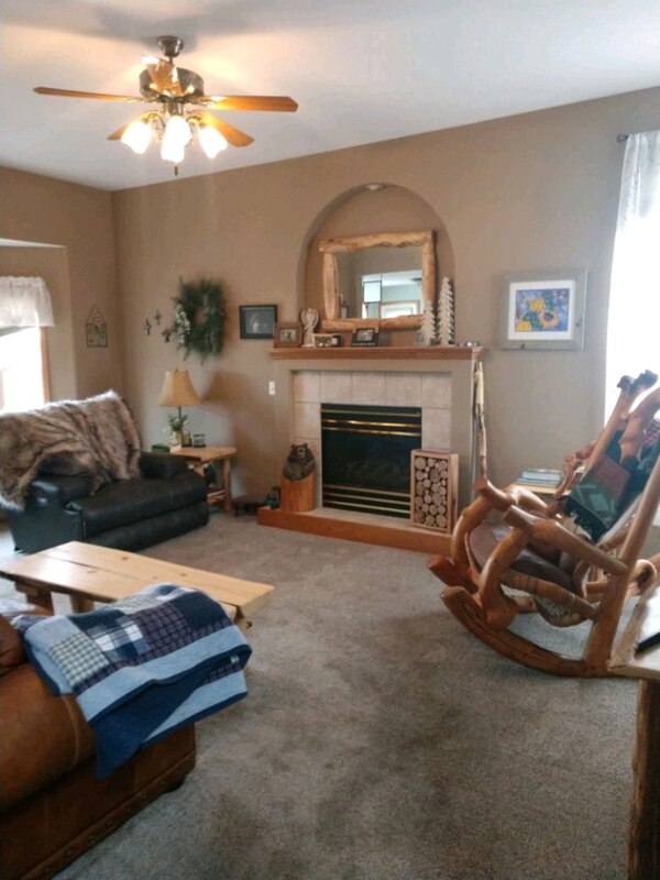 House cleaning in Fort Collins letgo dc8be658fa757c84f34e01b65