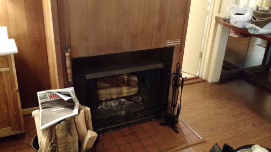 Fireplace Inn Carmel Awesome Uma Lareira Para Uma Noite Rom¢ntica Picture Of Carmel