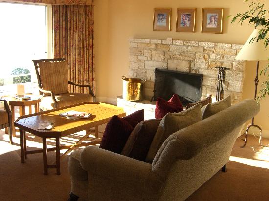 Fireplace Inn Carmel Inspirational the Living Room W Fireplace Picture Of Tickle Pink Inn
