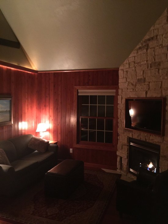 Fireplace Madison Wi Fresh Fish Creek Motel & Cottages Updated 2019 Prices & Reviews