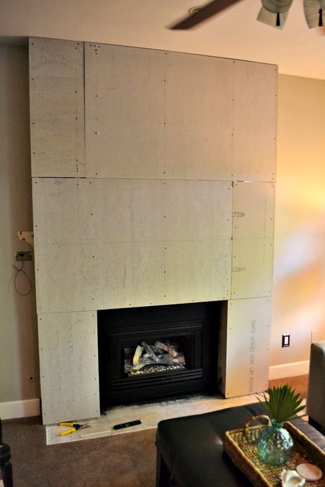 Family Room Fireplace Makeover Before and After 8a0de07e820cfba edd