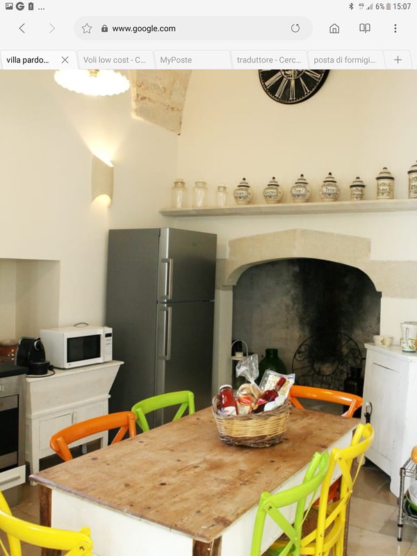 HOME AND MORE Villa PARDONISE DISO CASTRO Has DVD Player and 82
