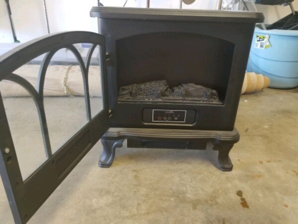 Used and new electric fire place in Elk Grove letgo f407c87bad120ceed1d5924b80fa45e7