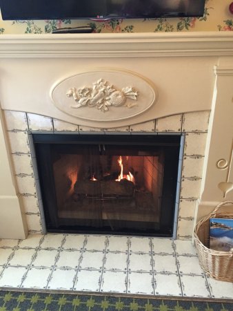 Fireplace San Francisco Luxury Fire at the Flip Of A Switch It S Gas Picture Of Petite