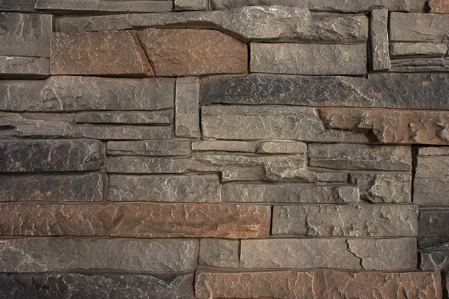 Kenai Stacked Faux Stone Panels 640x427