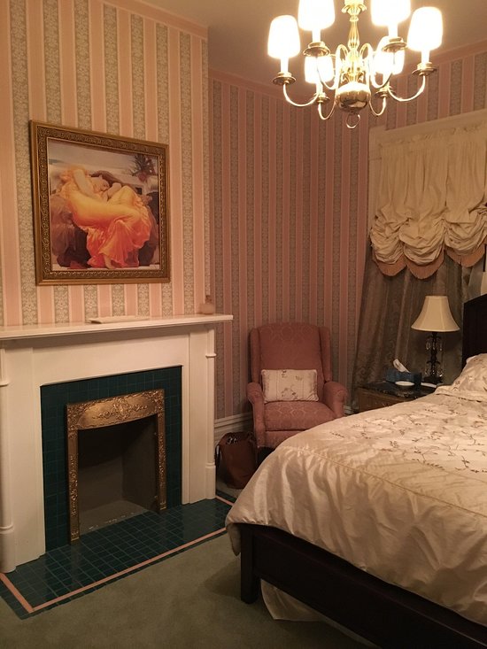 NEIL AVENUE BED AND BREAKFAST Hotel Reviews Columbus photo4