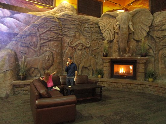 Fireplace Stores Milwaukee Elegant Big Five Fireplace In the Lobby Picture Of Kalahari