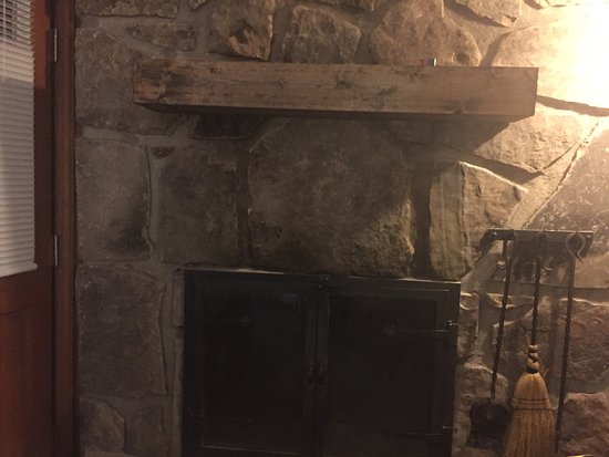 Fireplace without Mantle Best Of Black soot On Fireplace Mantle Room Has Strong Smoke Smell