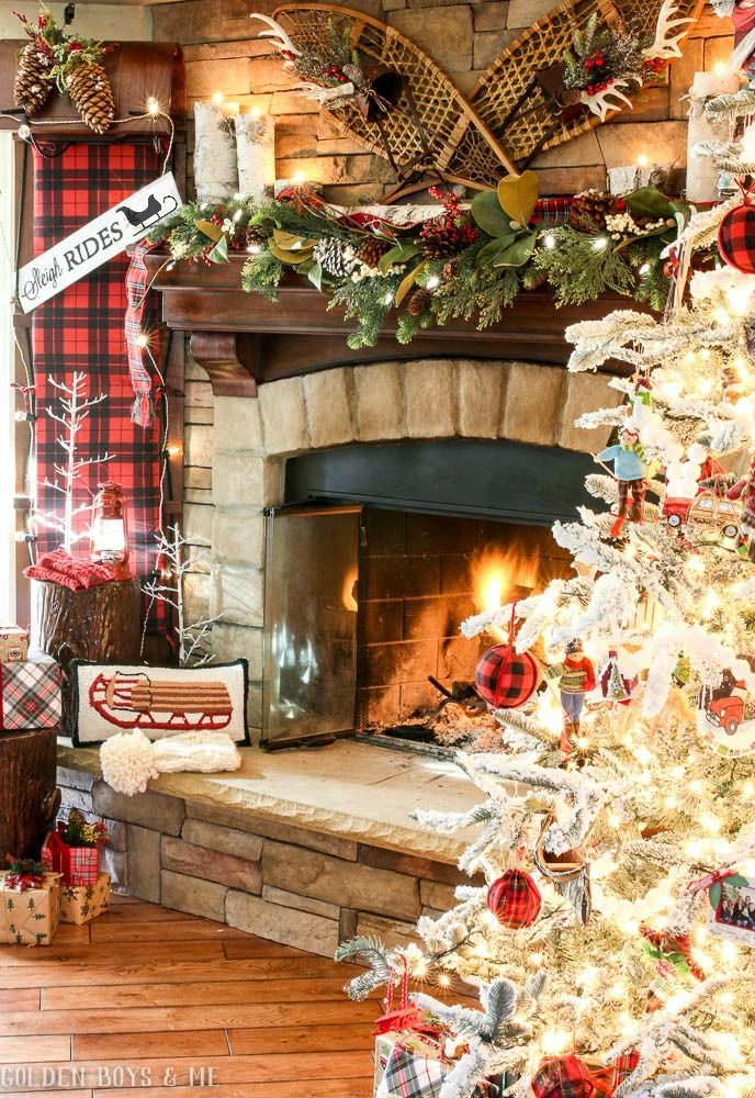 20 Insanely Gorgeous Christmas Mantel Ideas You Need to Copy f50d087a71f fe4b43ef8ff94d92