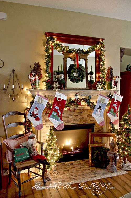 10 Christmas Mantels Santa Would Be Lucky to Land Under 679d0d08b03c961f2e e617