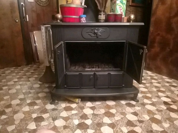 Wood stove bbfb72cf2d154cec396a1ee49