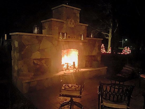 Bee cozy by the fire Picture of Lincoln Way Inn B&B bee cozy by the fire