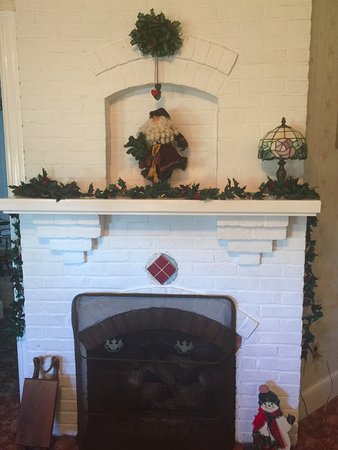 Gas Fireplace Screens New Downstairs Parlor Gas Fireplace is Ready for the Holidays