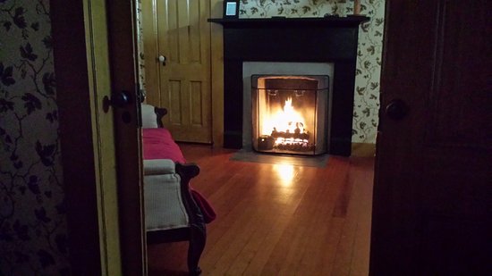 Hotel Room with Fireplace Inspirational the Parlor with Fireplace Warming Things Up A Bit