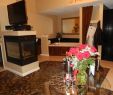 Hotel with Fireplace and Jacuzzi In Room Elegant Belamere Suites