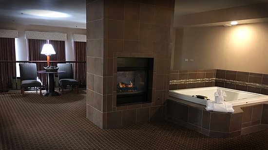 Hotel with Fireplace and Jacuzzi In Room Lovely Evergreen Fireplace Picture Of Mcgills Hotel and Casino