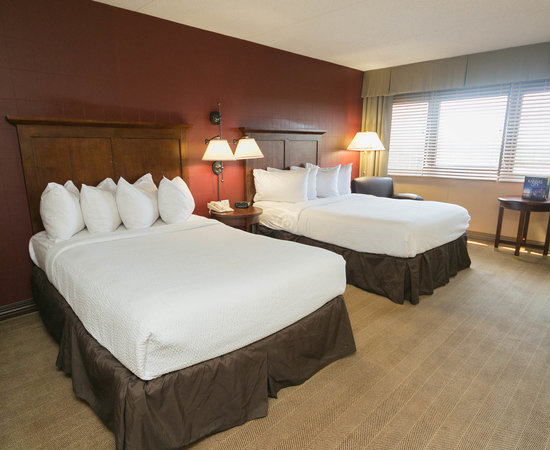 THE 10 BEST Hotels with Hot Tubs in Kansas City Oct 2019 double v