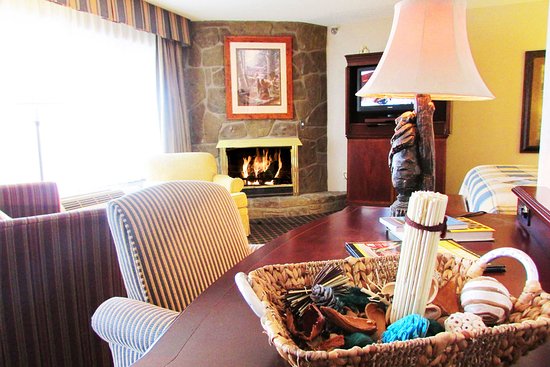 Jr King Suite with sofa bed fireplace and jacuzzi Picture jr king suite with sofa