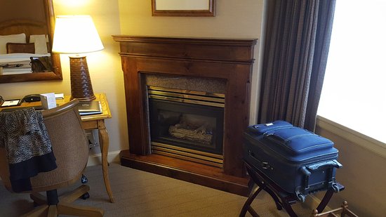 How Does A Gas Fireplace Work Beautiful Gas Fireplace Working Desk Picture Of Fairmont Chateau