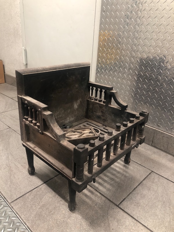 Antique Cast Iron Fireplace Grate Box 917e7d d2e0ba43ae8f8f9d1fc2