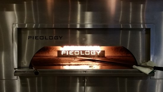 Portland Fireplace Shop Luxury Pieology Picture Of Pieology Pizzeria Portland Tripadvisor