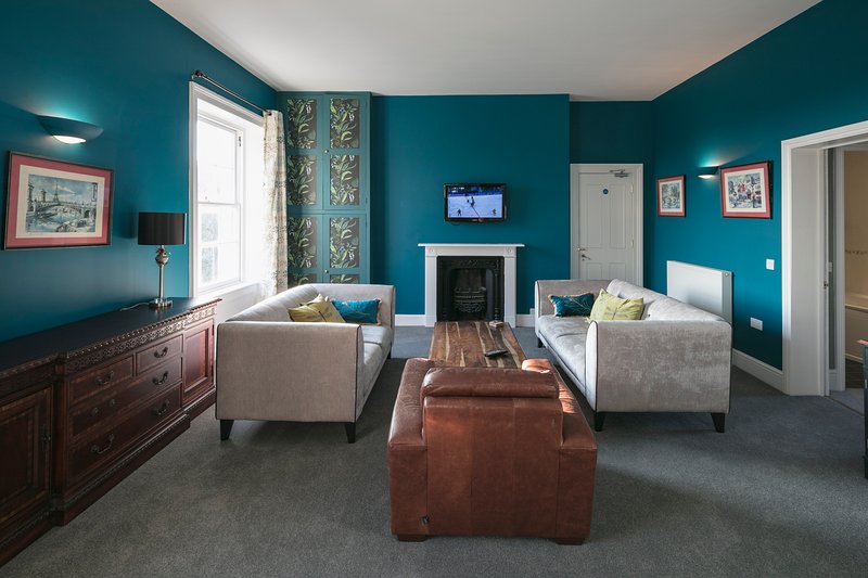 Regency style in the heart of Gloucester with period 0d