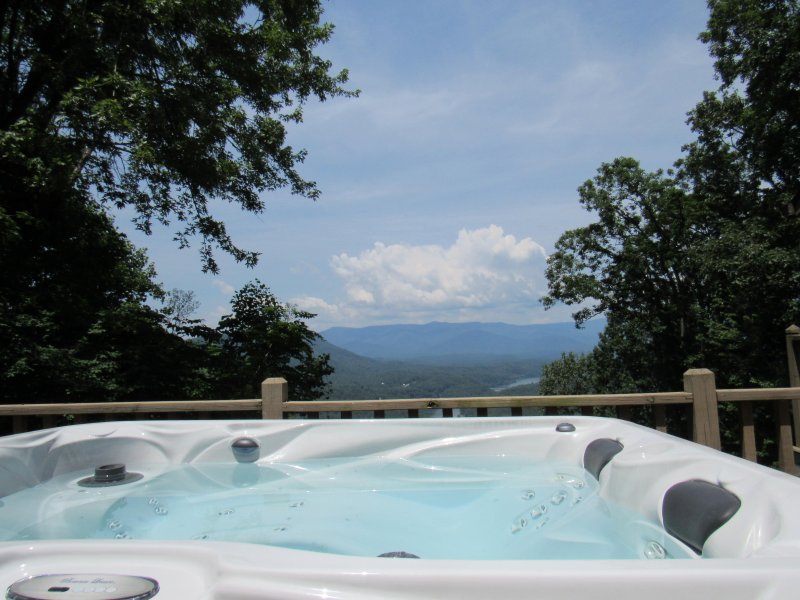 Romantic Getaways with Jacuzzi and Fireplace Awesome Romantic Honeymoon Cabin Mtn and Lake Views Sparkling Hot