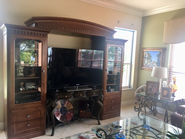 Used and new room divider in Miramar letgo dfa550df44c9ce9e5458ae17afd12ecf