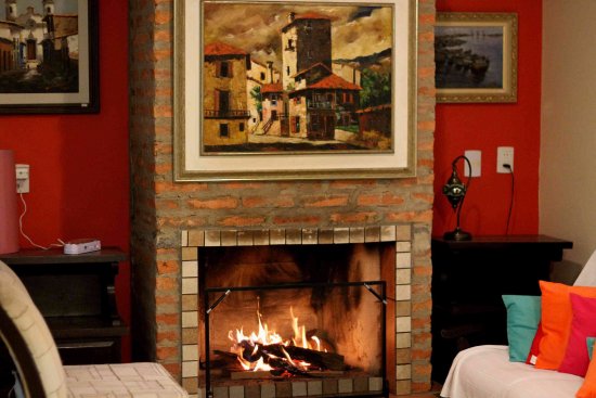 Santa Barbara Fireplace Beautiful Lareira Sala De Estar Picture Of Chacara ando Bed