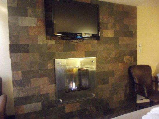 Fireplace Picture of Best Western Plus Superior Inn Grand best western plus superior