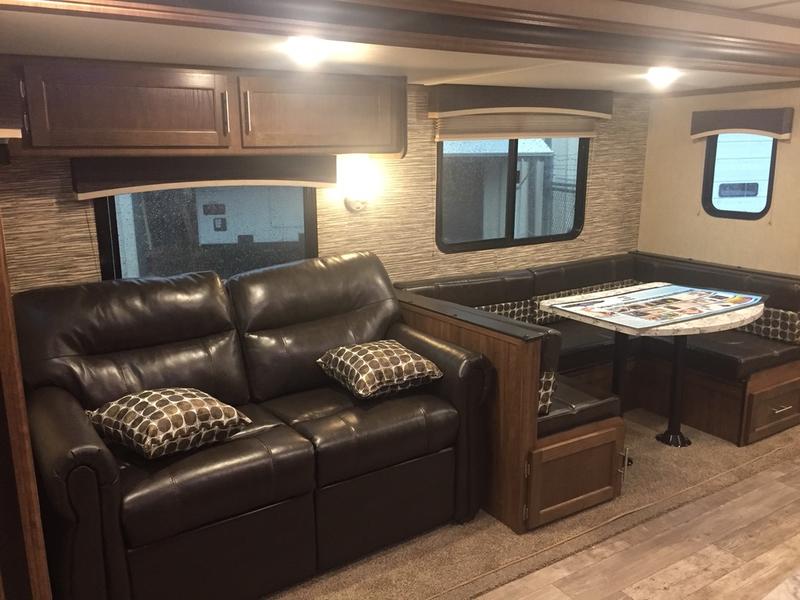 Travel Trailer with Fireplace New 2019 Gulf Stream Conquest 276bhs