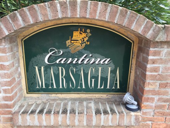 Updating Brick Fireplace Lovely Cantina Marsaglia Castellinaldo Aktuelle 2019 Lohnt Es