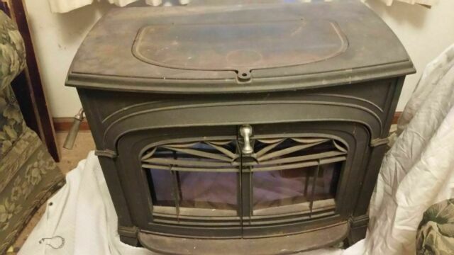 Vermont Castings Defiant Encore model 2190 Black Cast Iron Wood Burning Stove s l640