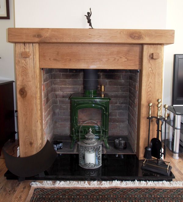 Rustic Wood Fireplace Surrounds 170df571d41a716de115db09ddbb34c1