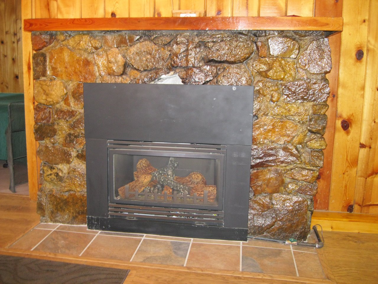 gas fireplace cabin 20