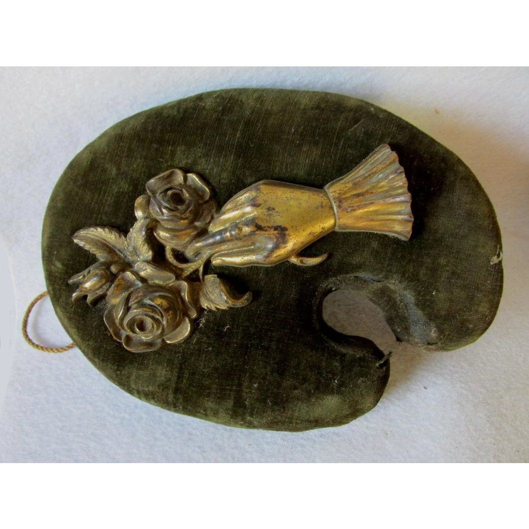 Antique Victorian Brass Plaque a La s Hand Holding Roses dd660dbc22b91df6ddeb99d40c1da60a
