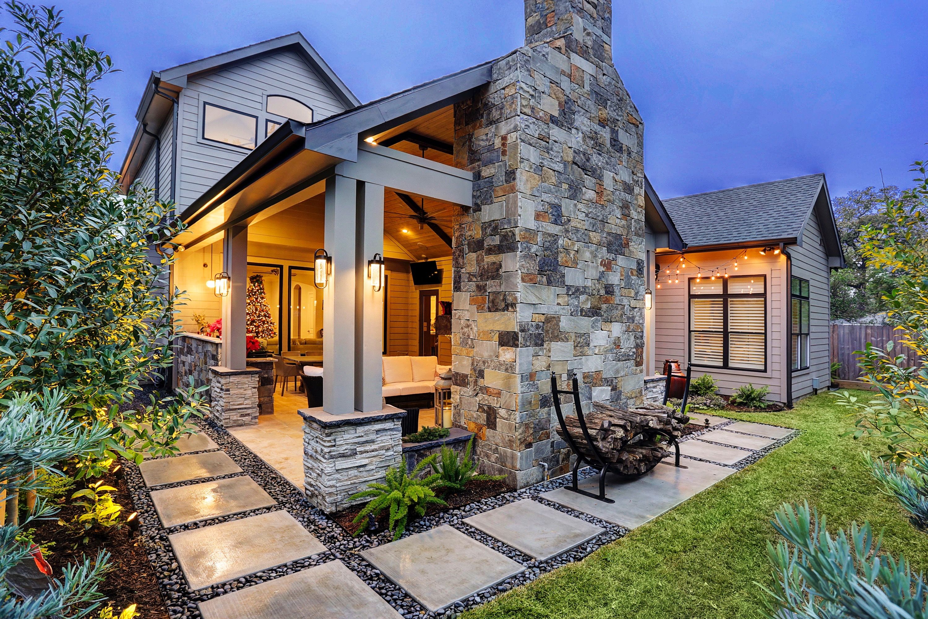 Back to Back Indoor Outdoor Fireplace Beautiful Outdoor Fireplace Outdoor Living Pavers Travertine Tile