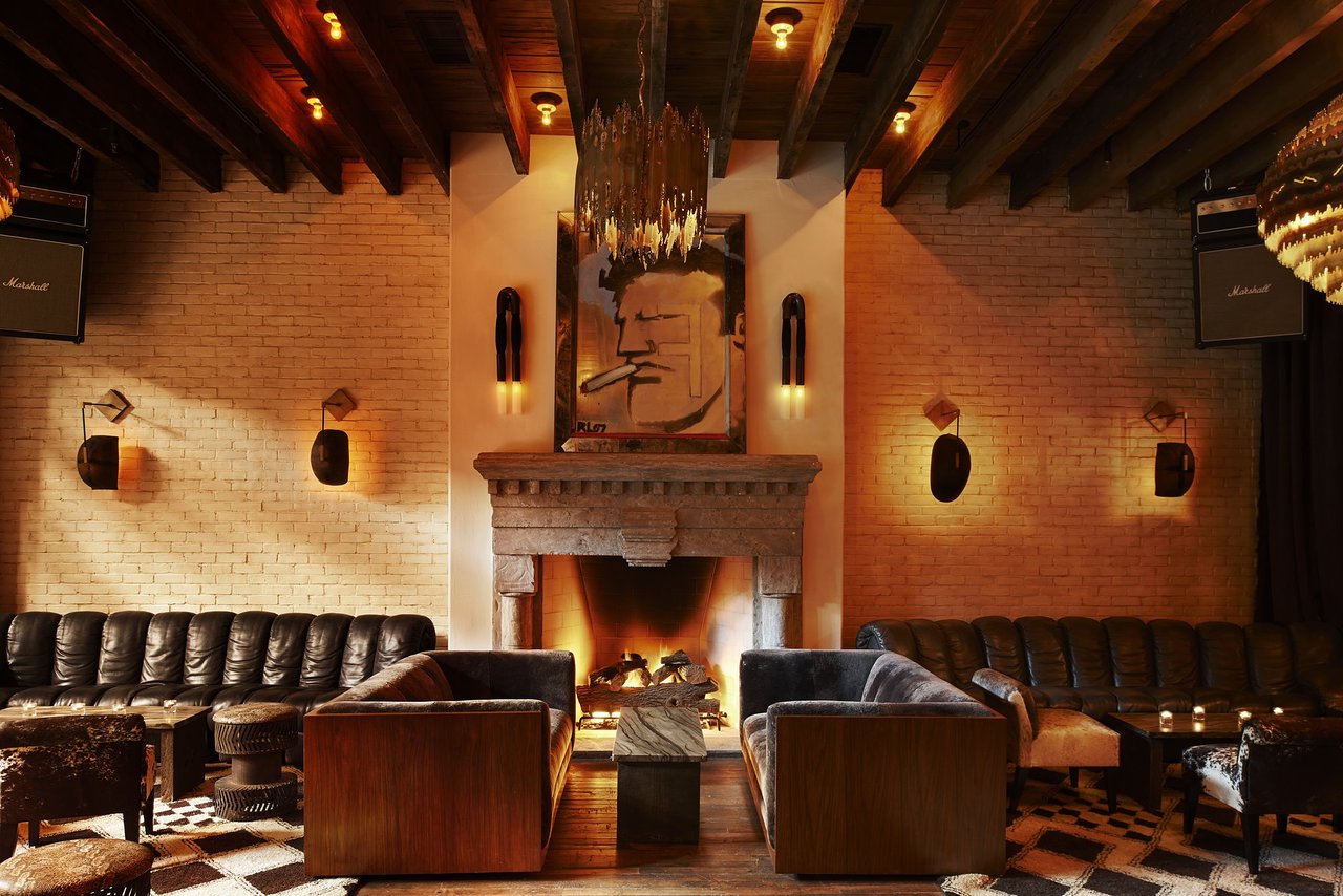 THE 10 CLOSEST Hotels to Tompkins Square Park New York City lobby