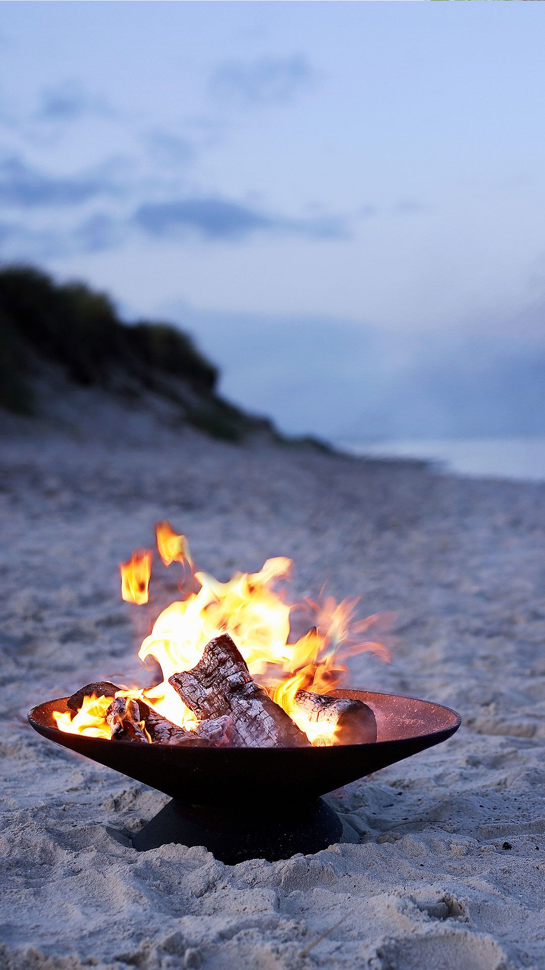 Bench In Front Of Fireplace Lovely Helios Firebowl Outdoor